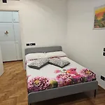 Tourist Accommodation Rome, Cinecitta