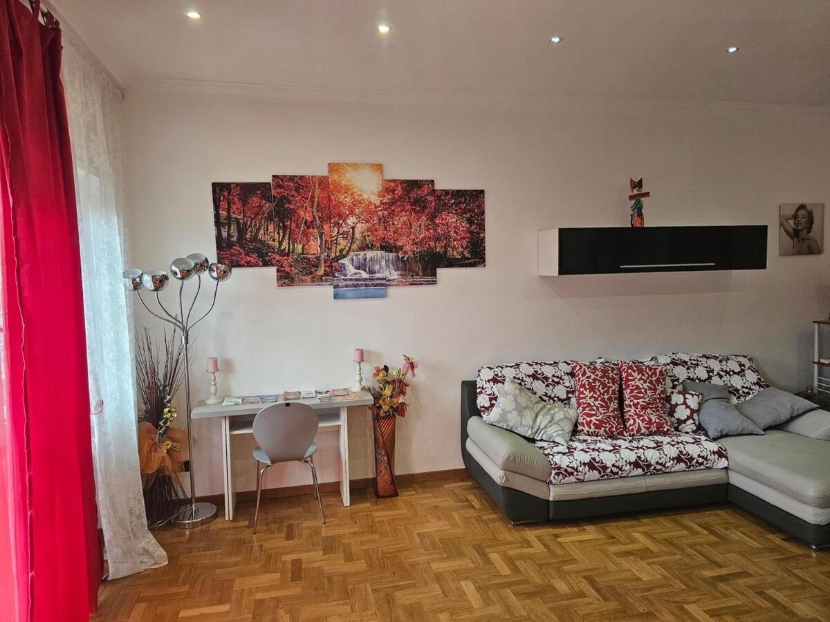 Tourist Rome, Cinecitta Apartment Rome